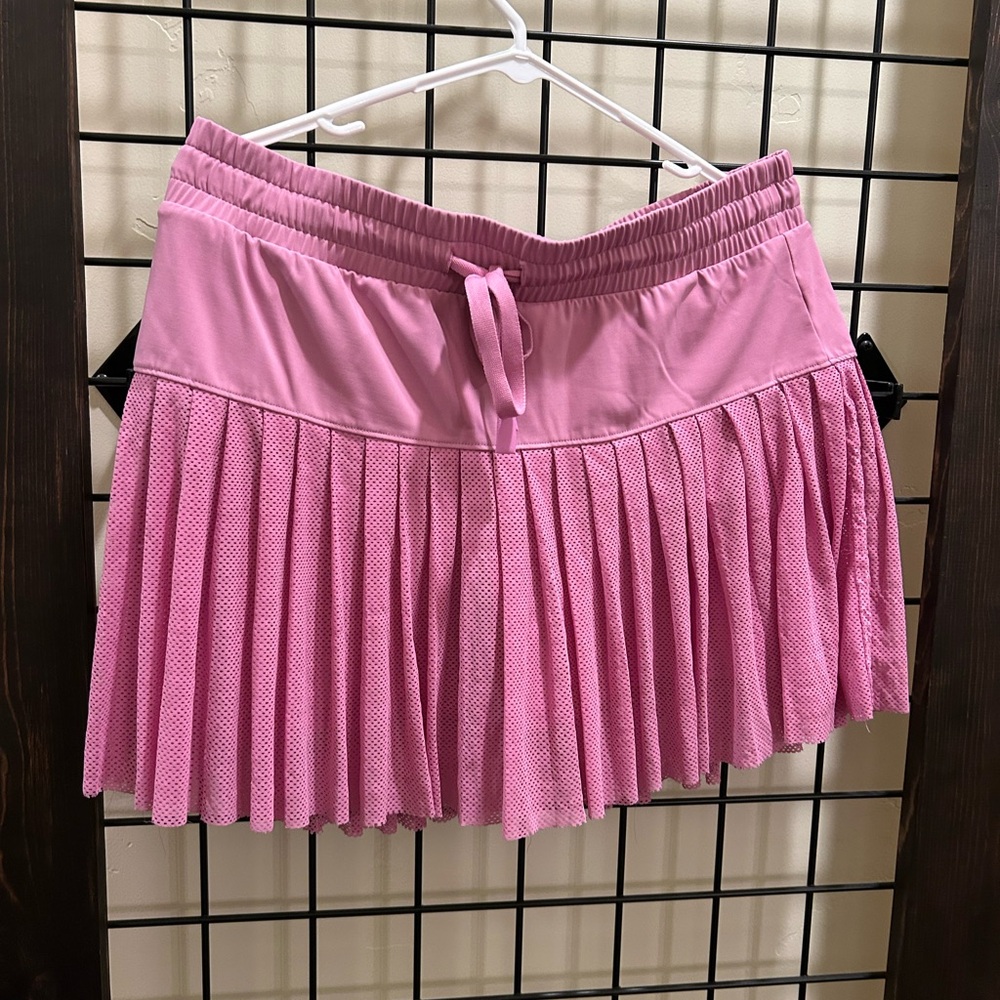 JoyLab Vibrant Pink Pleated Mini Skirt